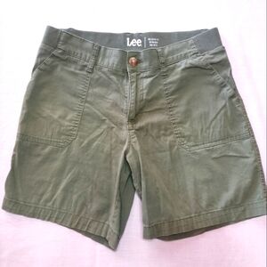 Lee Regular Fit Bermuda Mid Rise Army Green Shorts